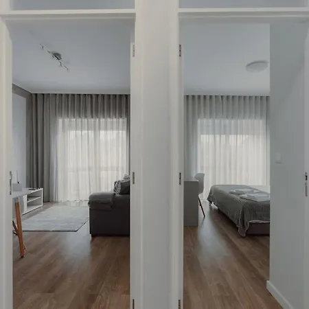 1br W/ Ac Near Palacio De Cristal Porto