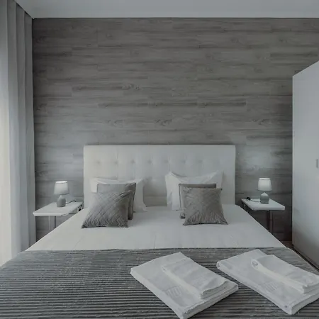 1br W/ Ac Near Palacio De Cristal Apartment